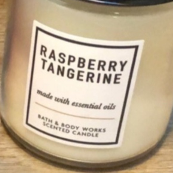 Bath & Body Works Raspberry Tangerine Scented Candle - Picture 2 of 3